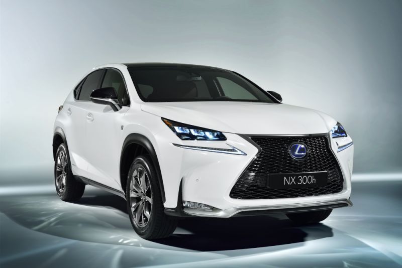 Lexus nx объем багажника